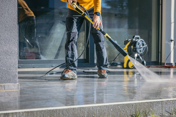 Best Driveway Pressure Washing  in Seaside, OR